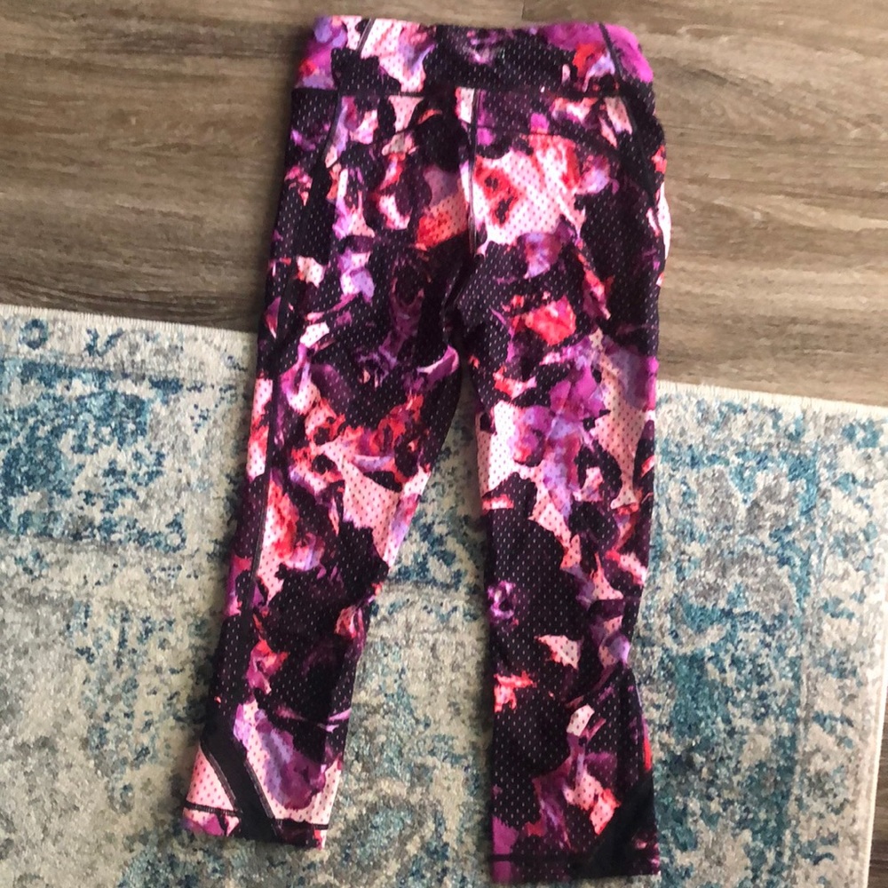 Calvin Klein performance capris - Picture 5 of 5